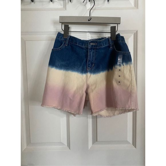 NWT • Girl’s • The Children’s Place • Colored Ombré Denim Wash • Cut Off • Short - Picture 1 of 3